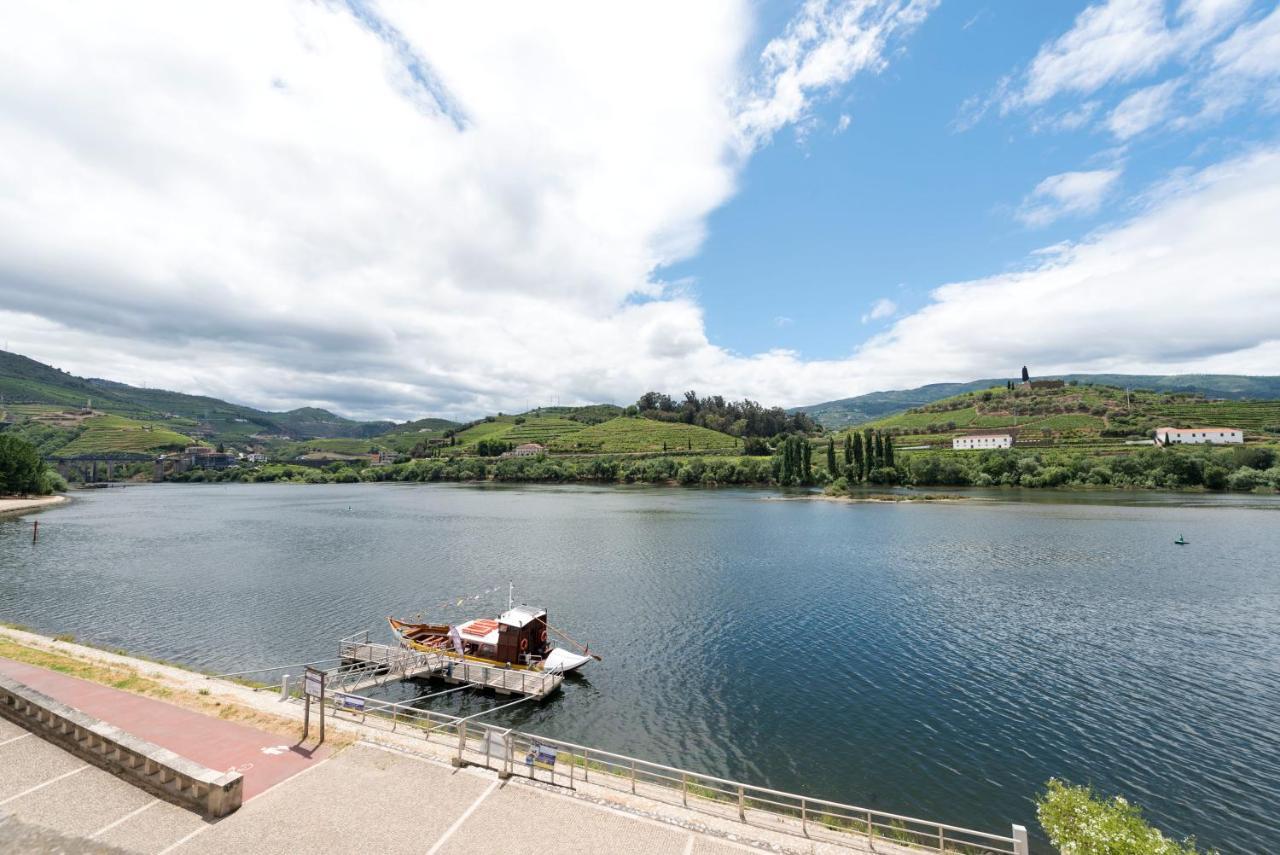 Penthouse Douro Valley With Terrace Apartment Peso da Régua Exterior photo